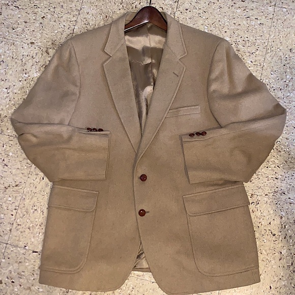 Classic Camel Hair Jacket - Picture 9 of 10